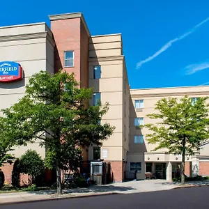 Fairfield By Marriott Laguardia Airport/flushing New York