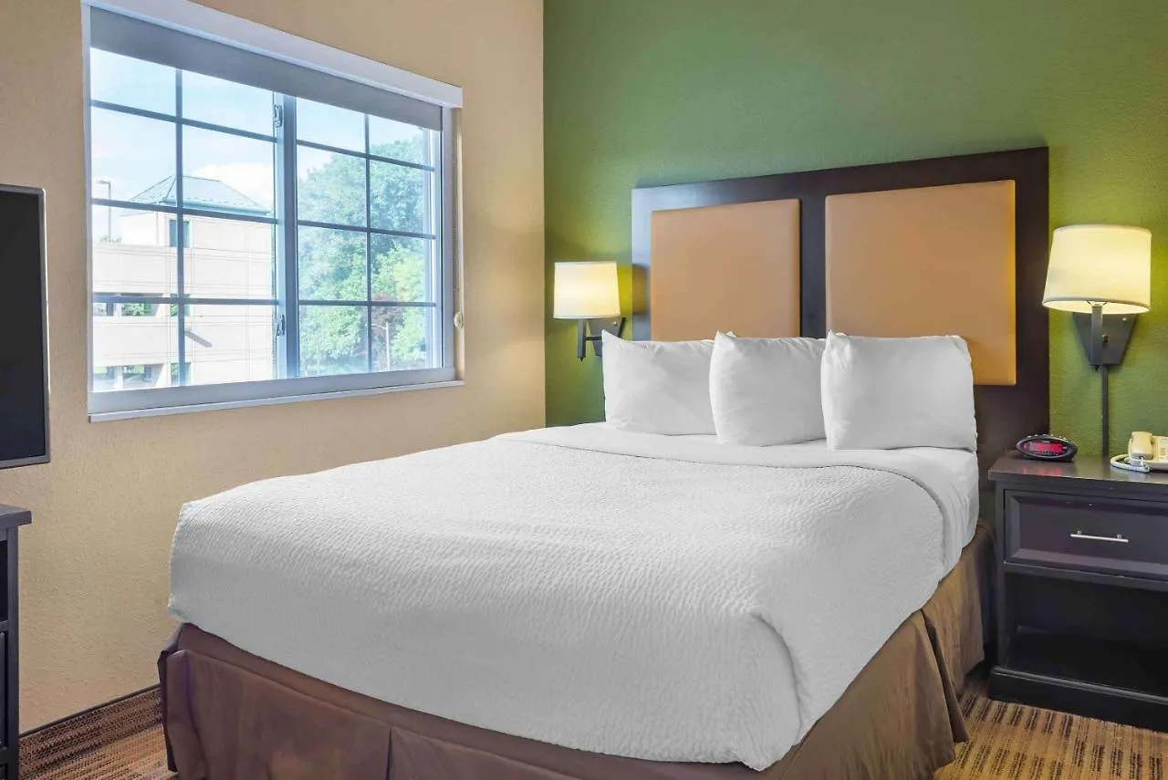 Extended Stay America Suites - Secaucus - New York City Area Hotel